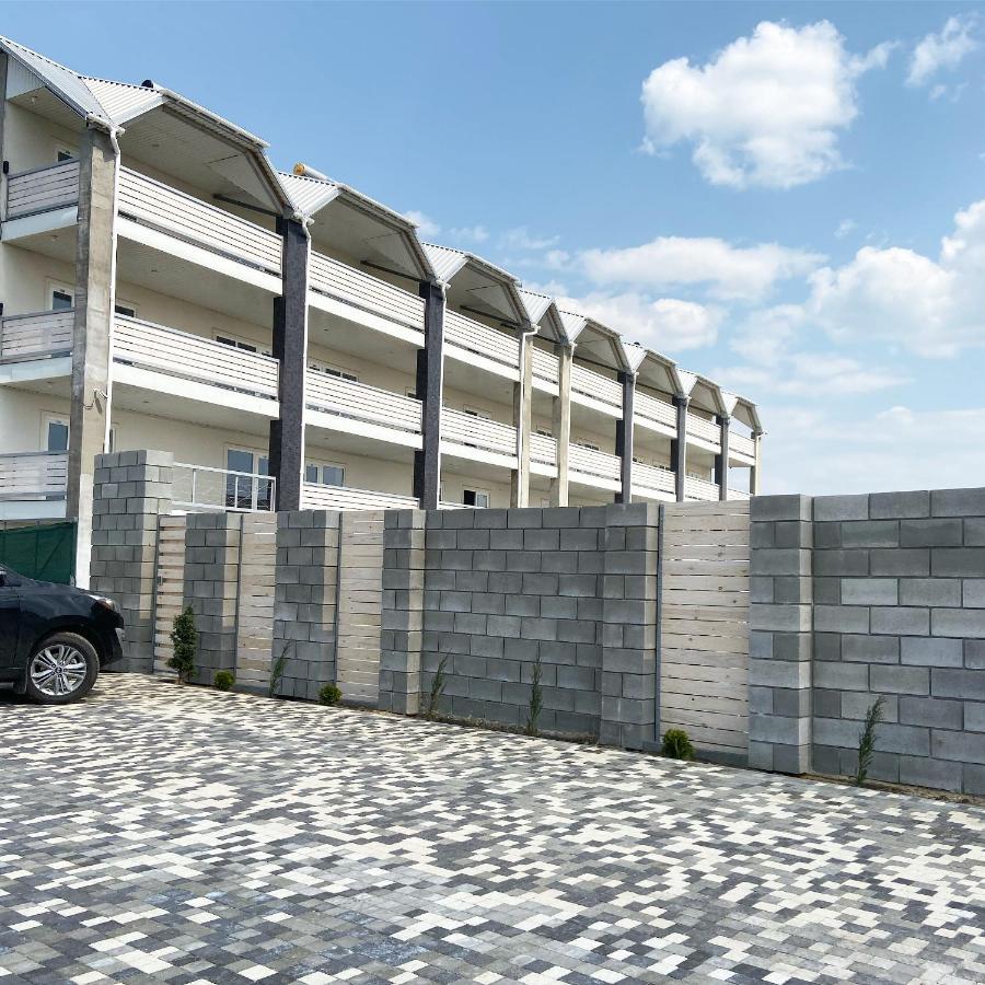 Lazurit Family Hotel ラズルネ エクステリア 写真